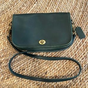 Coach Vintage 9755 In green